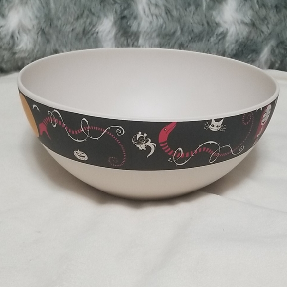 BNWT Nightmare Before Christmas Bowl - Picture 2 of 2